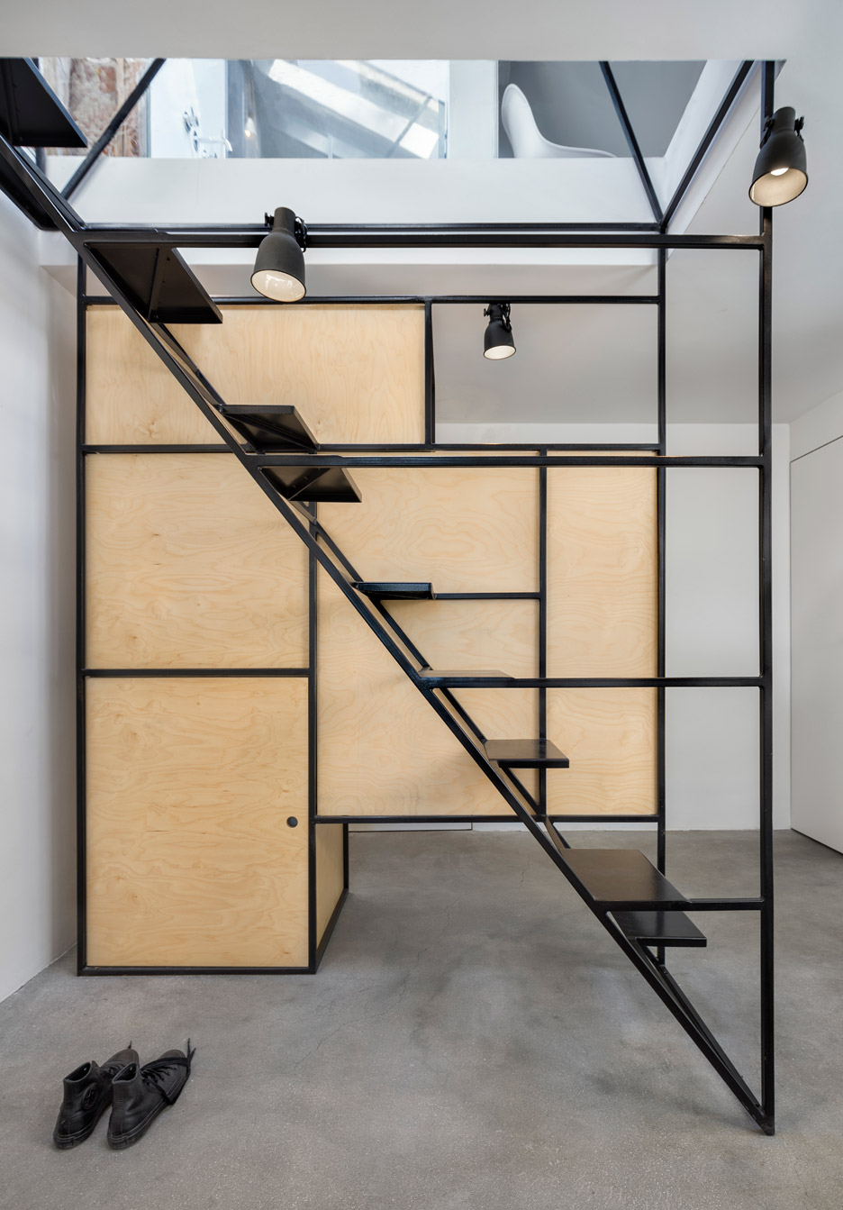 architecture-black-skeleton-design-studia-interiors-osnovadesign-osnova-poltava-06